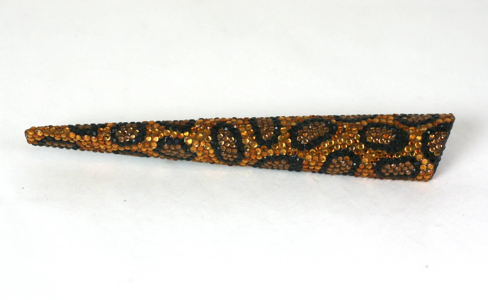 Large Pave Leopard Pattern Brooch, 1980s In Excellent Condition For Sale In New York, NY