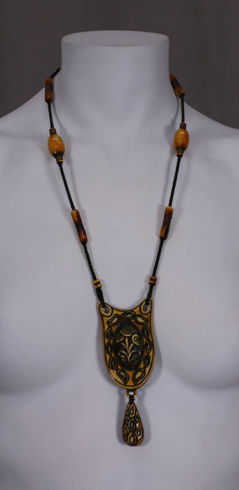 Patinaed French Celluloid Flapper Necklace In Excellent Condition For Sale In New York, NY