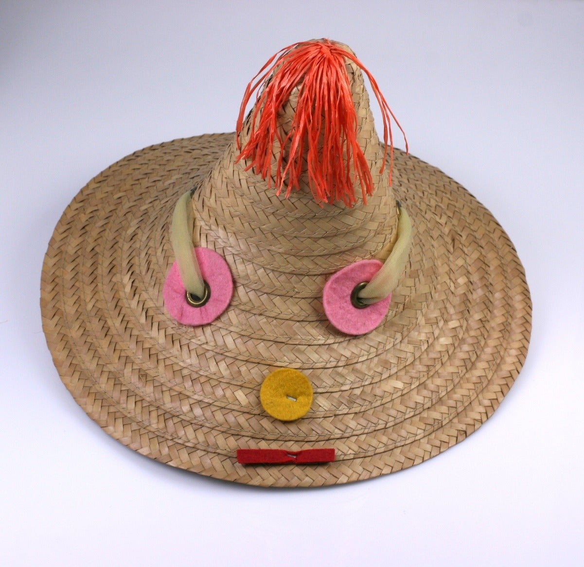 Charming Figural Italian Straw Hat In Excellent Condition In New York, NY