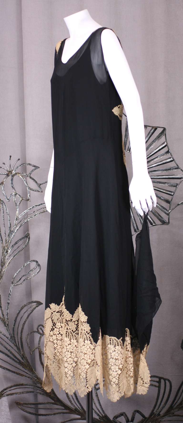 Women's Amazing Art Deco Chiffon Gown with Hydrangea Lace For Sale