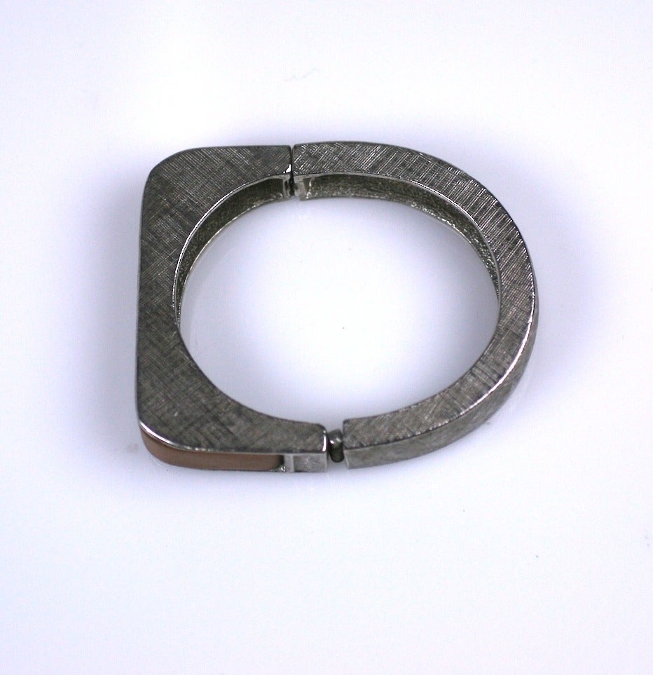 Castlecliff Modernist Armband mit Lederbesatz (Modernistisch) im Angebot