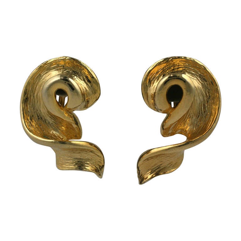 Gold Twist Earrings