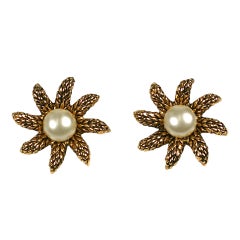 Boucles d'oreilles Chanel en étoile de blé