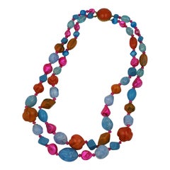 bakelite jewelry Hattie Carnegie Pearl and Bakelite Necklace