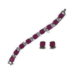 Jomaz Fuschia Cushion Cut Suite