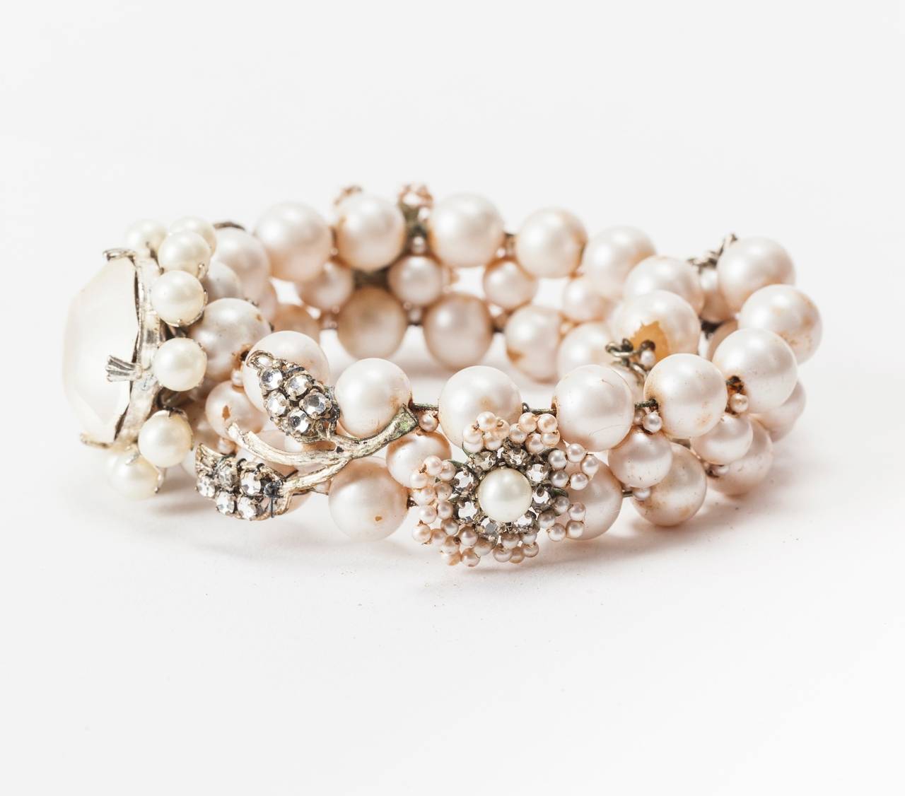 Miriam Haskell Bracelet en perles et diamants Excellent état - En vente à New York, NY