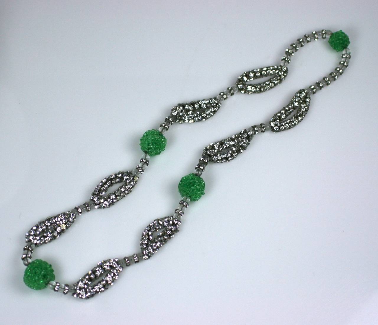 Magnificent French Art Deco Paste and Givree Glass Bead Sautoir composed of hundreds of paste 