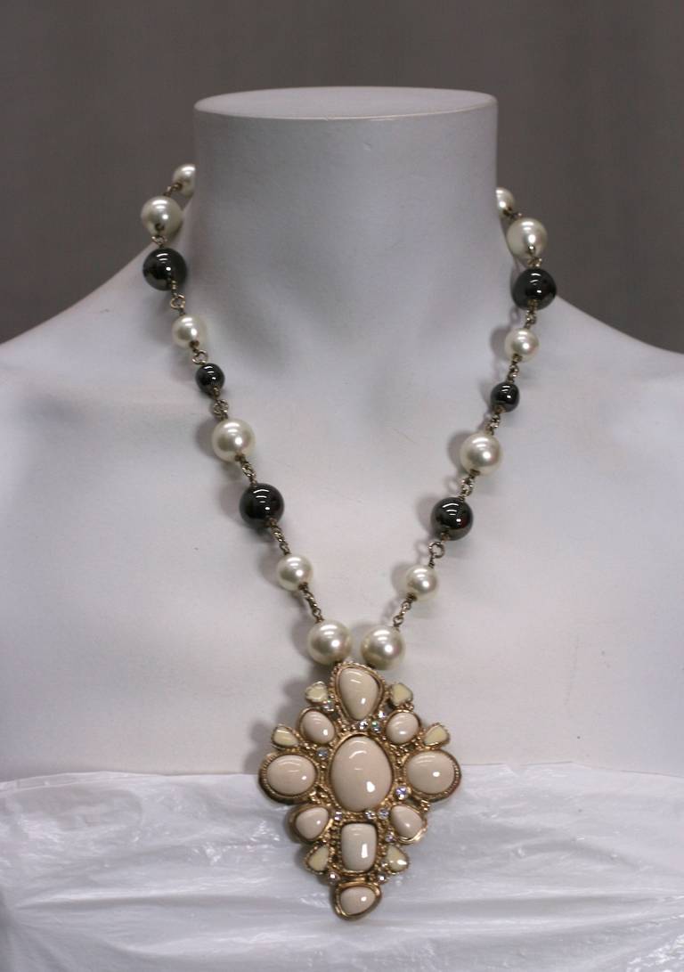 Chanel Pearl and Enamel Pendant In Excellent Condition For Sale In New York, NY