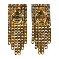 Boucles d'oreilles Door Knocker de Celine en chaîne d'or pavée