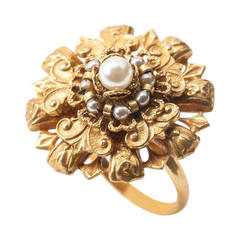 Retro Miriam Haskell Gilt Flowerhead Ring
