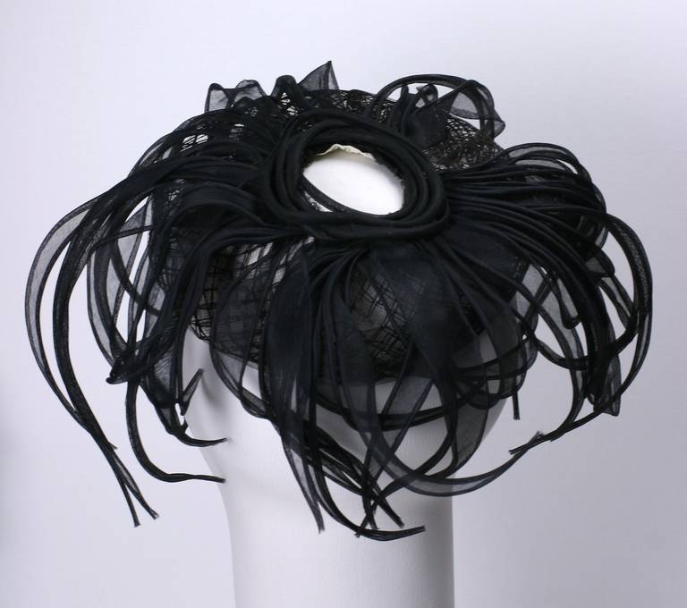 Noir Hattie Carnegie Chapeau de soirée Octopus en organza en vente