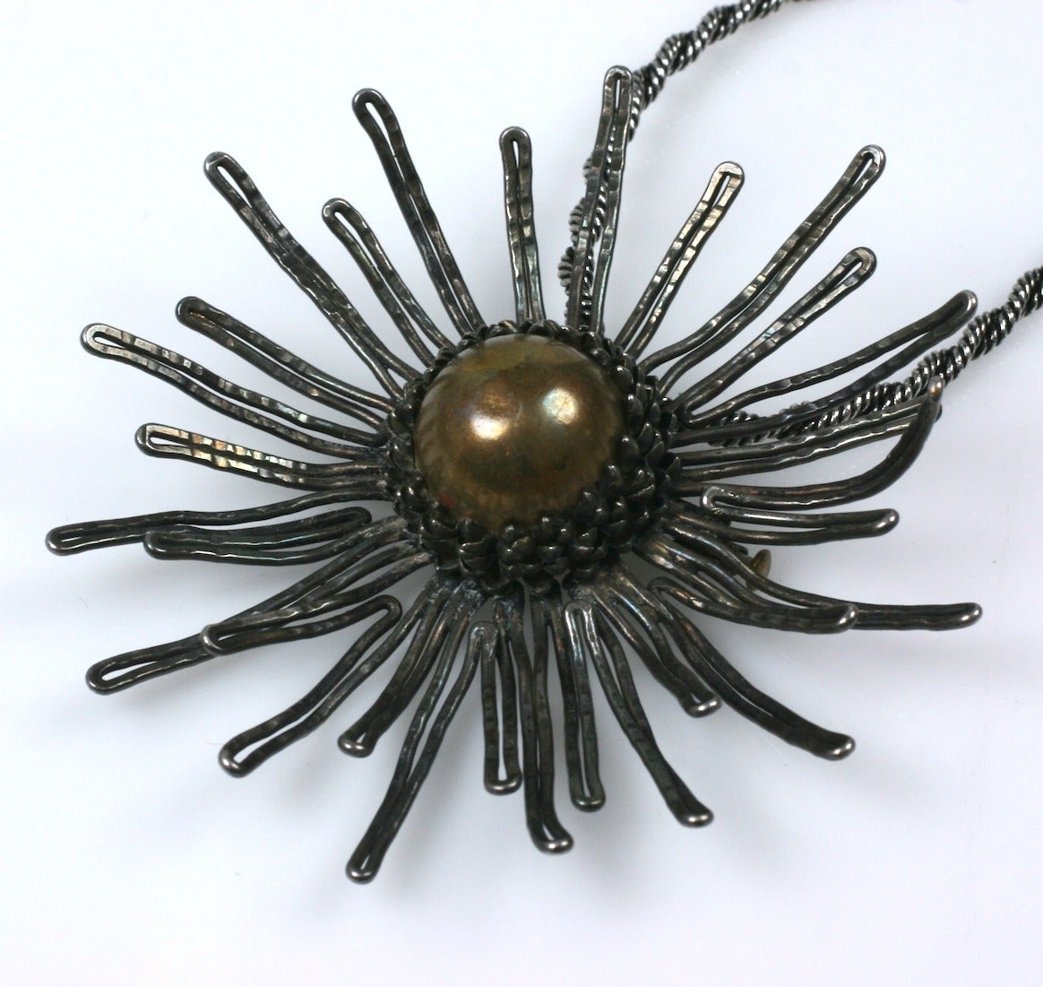 Roger Scemama Starburst Pendant Necklace In Excellent Condition For Sale In New York, NY