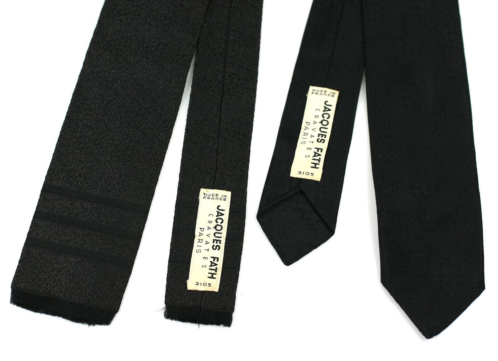 Noir Paire de cravates skinny de Jacques Fath en vente