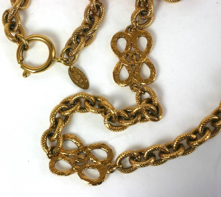 Chanel Hammered Gold Logo Chain For Sale at 1stDibs