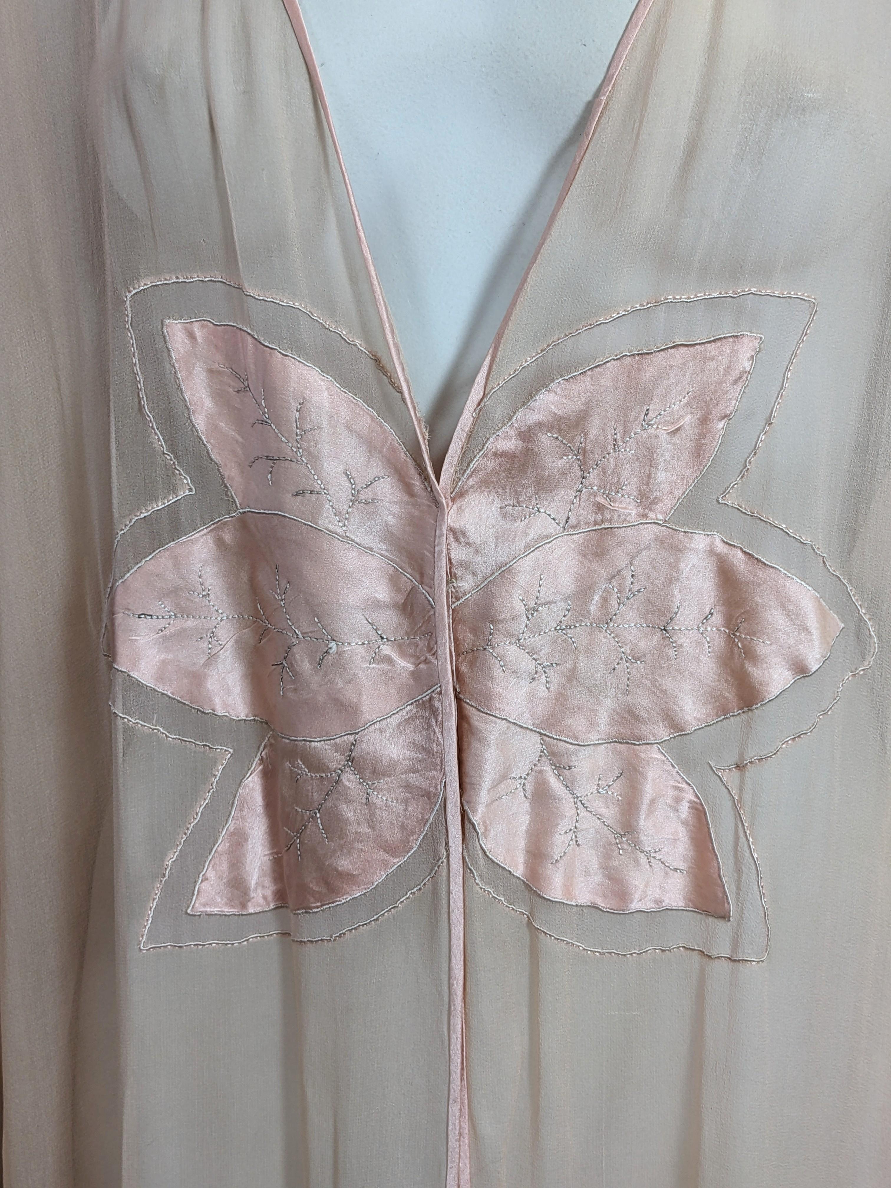 Art Deco Chiffon und Satin Dessous Top (Grau) im Angebot