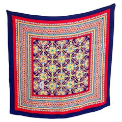 Pañuelo vintage de seda de Yves Saint Laurent de los años 70