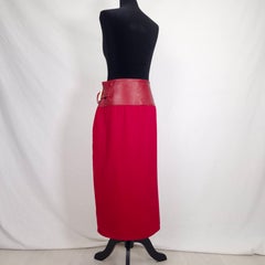 Roter Rock von Gianni Versace mit Vintage-Ledereinsatz aus den 80er Jahren