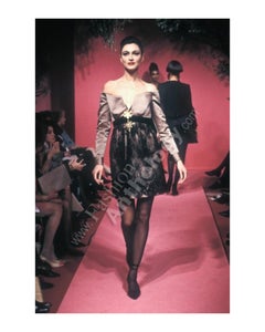Abito vintage Christian Lacroix Autunno 1991, collezione RUNWAY, in raso color champagne e pizzo nero