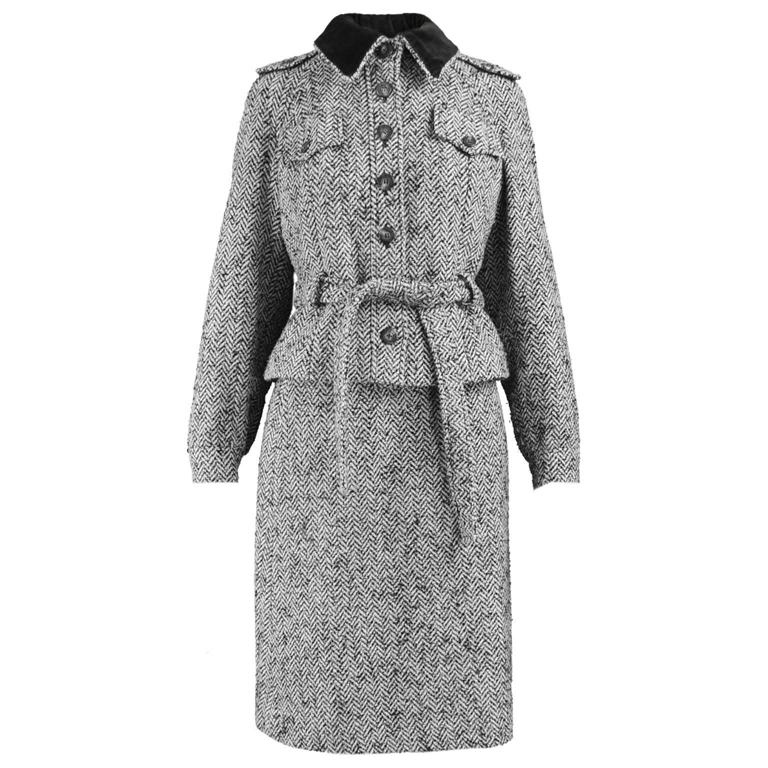 Louis Féraud Vintage Grey Wool Tweed Skirt Suit with Velvet Collar, 1970s