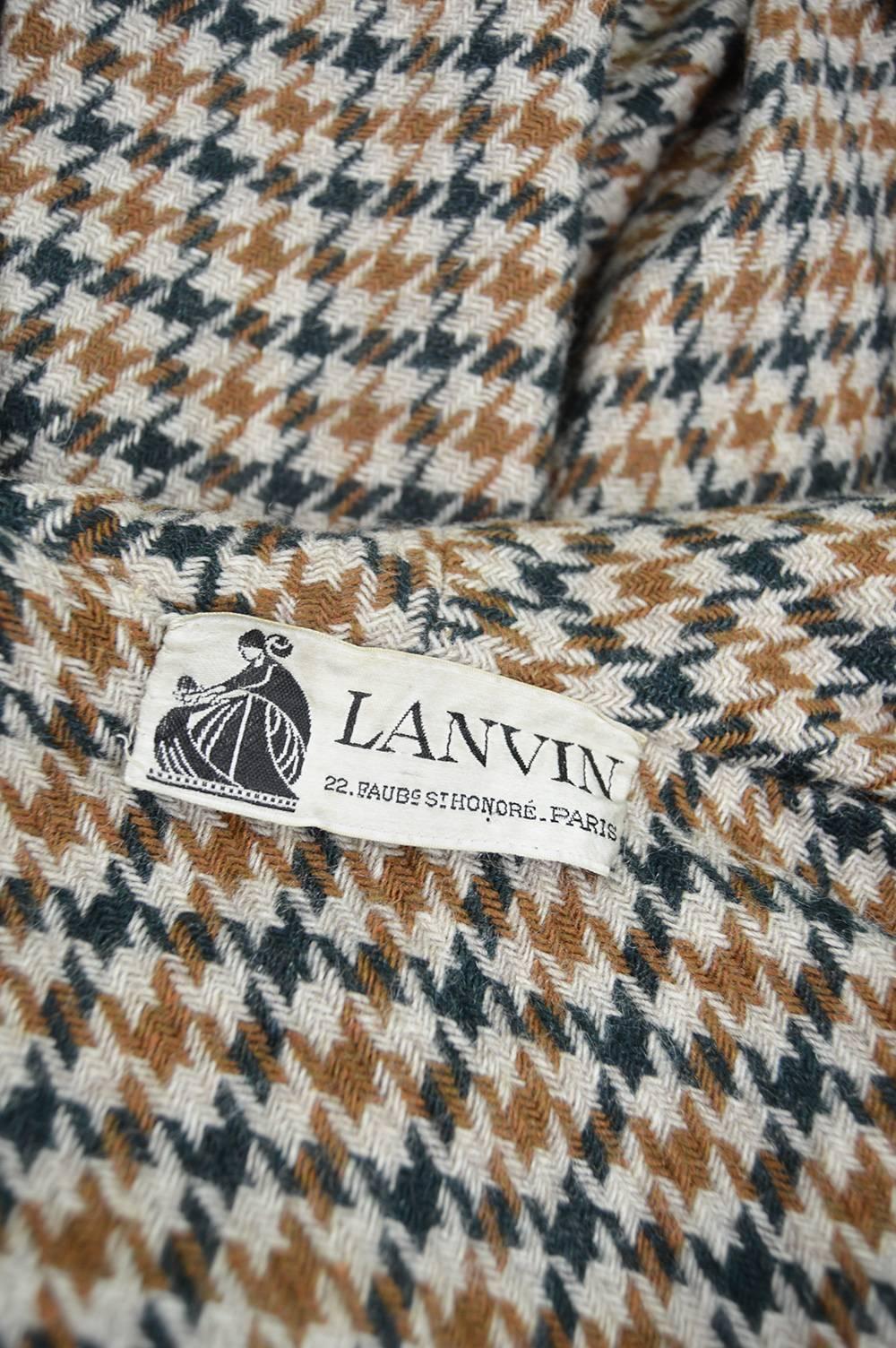 1970s Lanvin Haute Couture Long Wool Cape For Sale 4