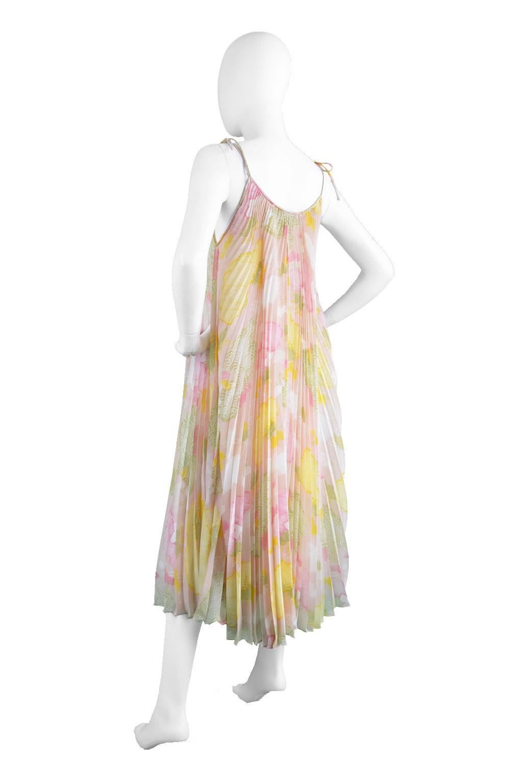 Vintage 1970s Yuki for Rembrandt Pastel Rainbow Pleated Tent Dress For Sale 1
