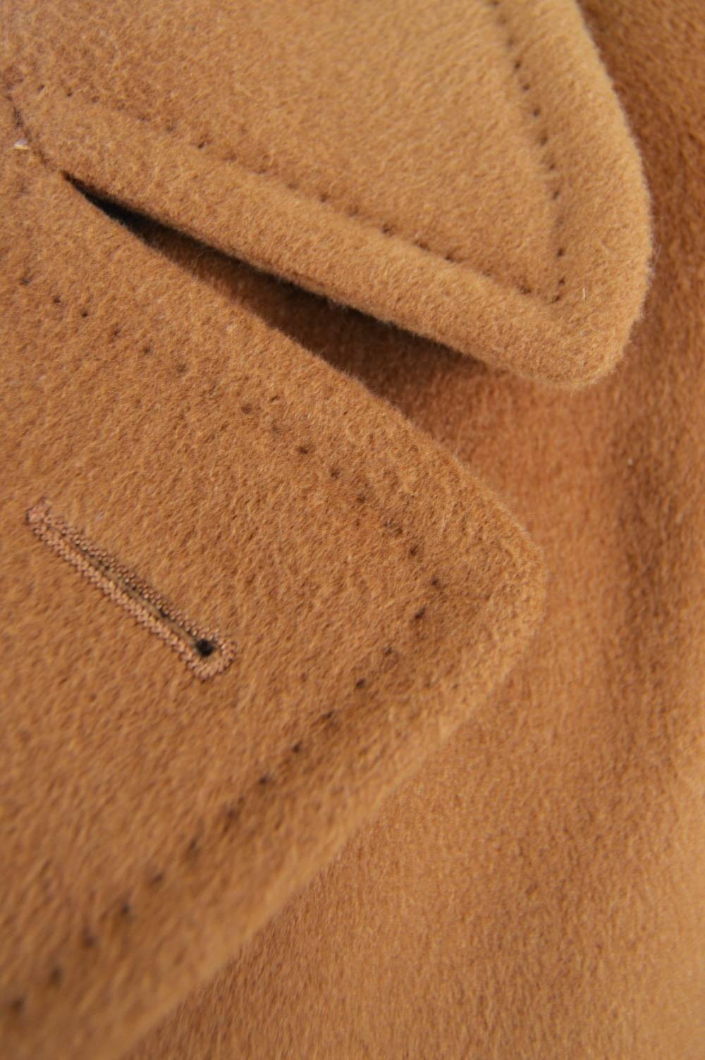 Valentino Uomo 1980s Men's Soft Wool Classic Vintage Camel Overcoat In Excellent Condition In Doncaster, South Yorkshire