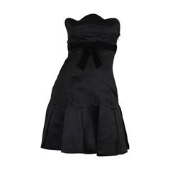 Chanel A/W 1990 Strapless Silk Little Black Dress with Scalloped Bust 7