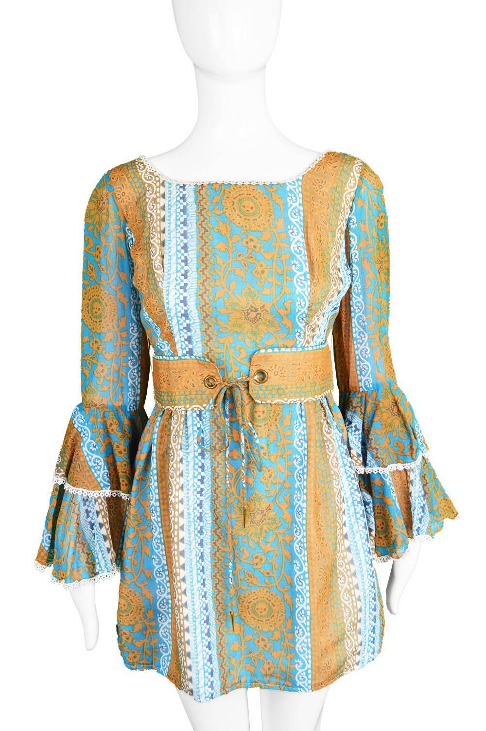 Koupy Boutique Cotton Voile Bell Sleeve Mini Dress, 1970s In Excellent Condition For Sale In Doncaster, South Yorkshire