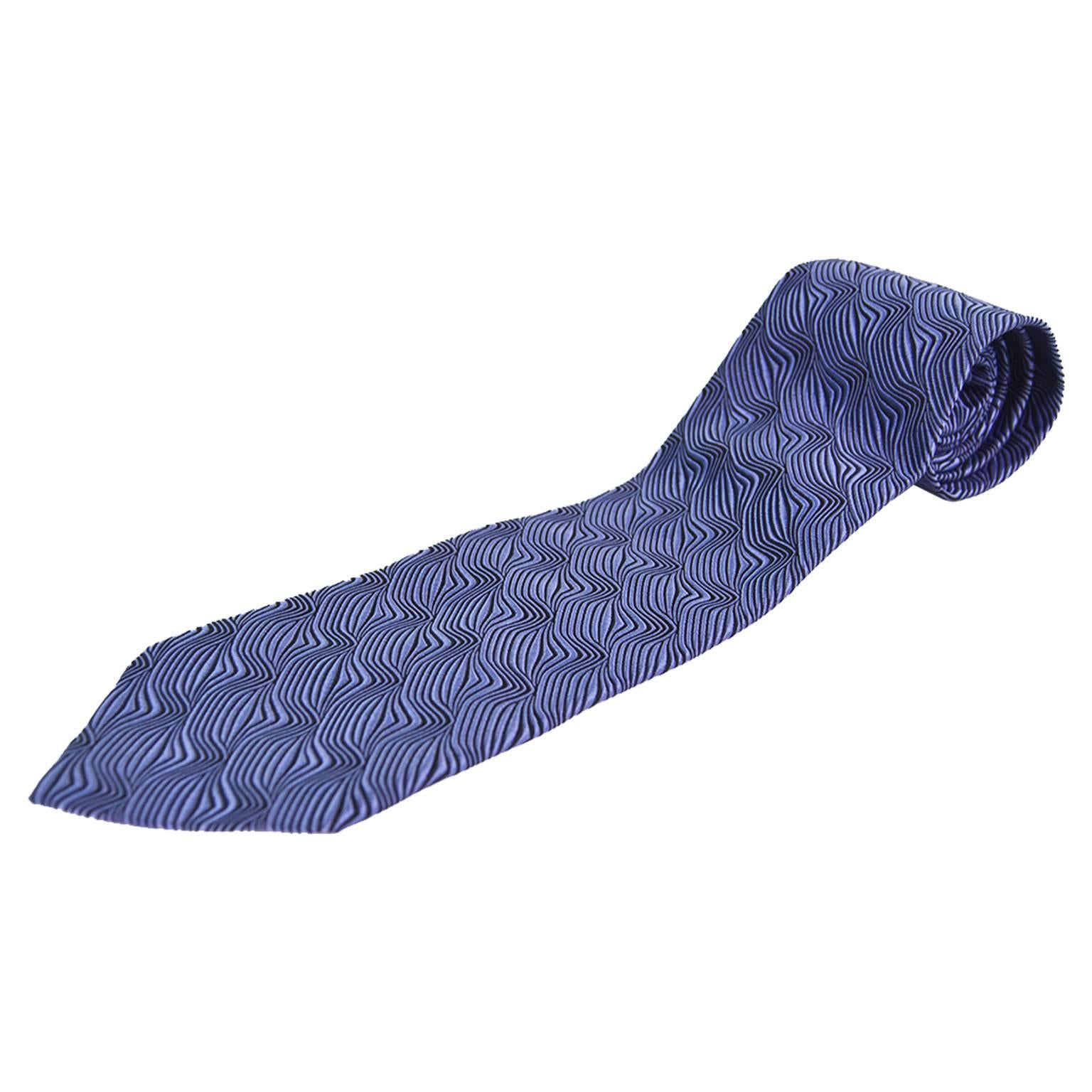 Gucci Men's Vintage Made in Italy Silk Satin Brocade Tie For Sale