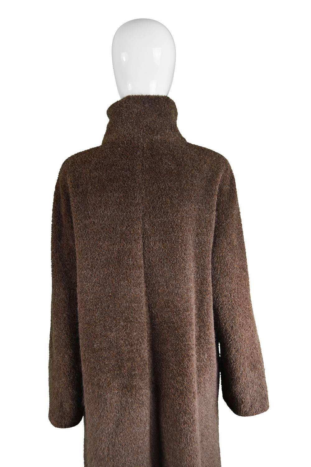 Max Mara Brown Alpaca & Virgin Wool Fuzzy Vintage Funnel Neck Coat In Excellent Condition In Doncaster, South Yorkshire