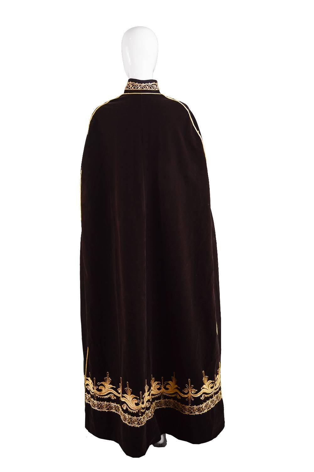 Brown Velvet Full Length Vintage Gold Embroidered Cape, 1970s In Excellent Condition In Doncaster, South Yorkshire