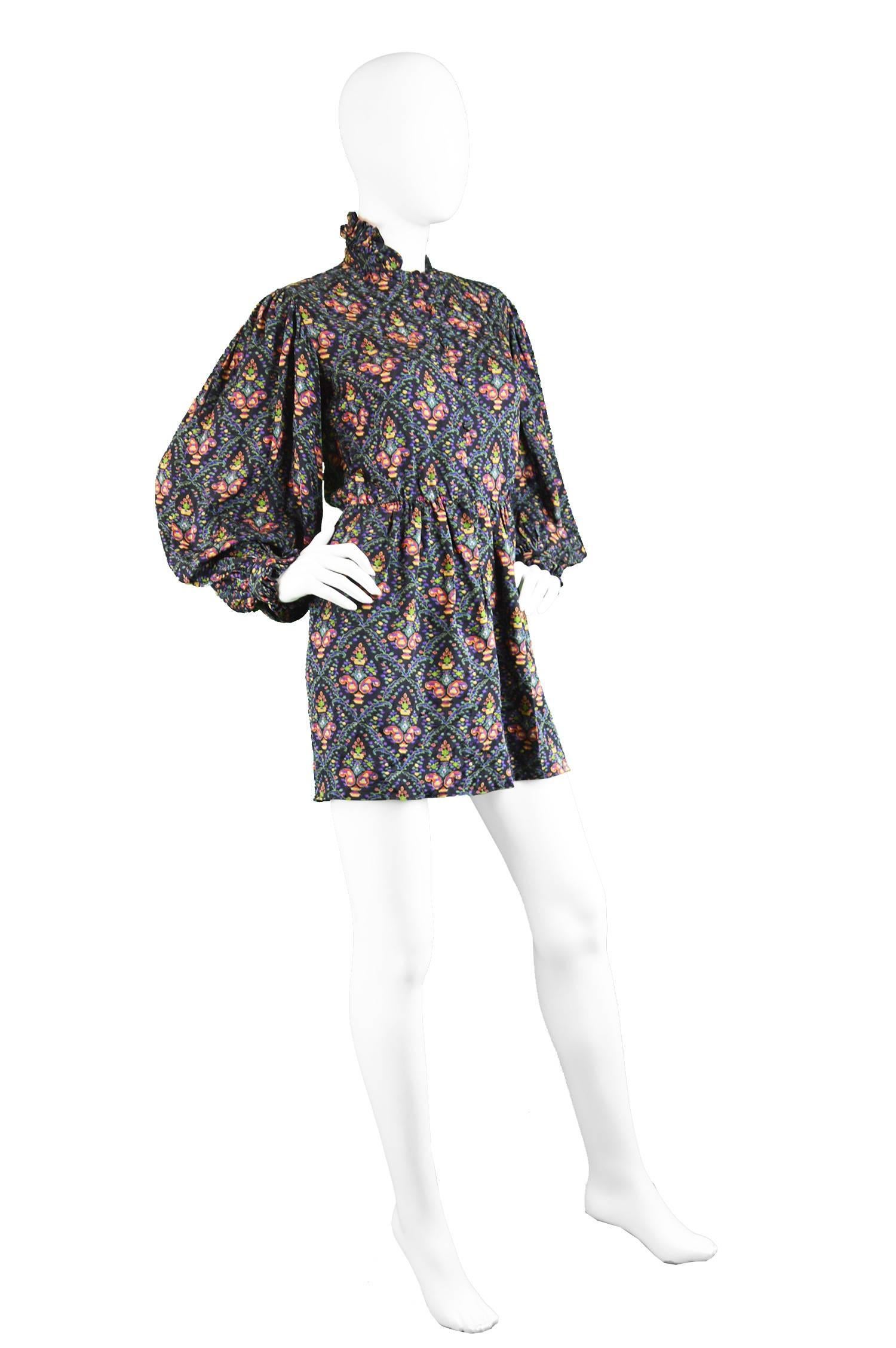 Oscar de la Renta Vintage Poet Sleeve Silk Tapestry Print Mini Dress, 1970s In Excellent Condition In Doncaster, South Yorkshire