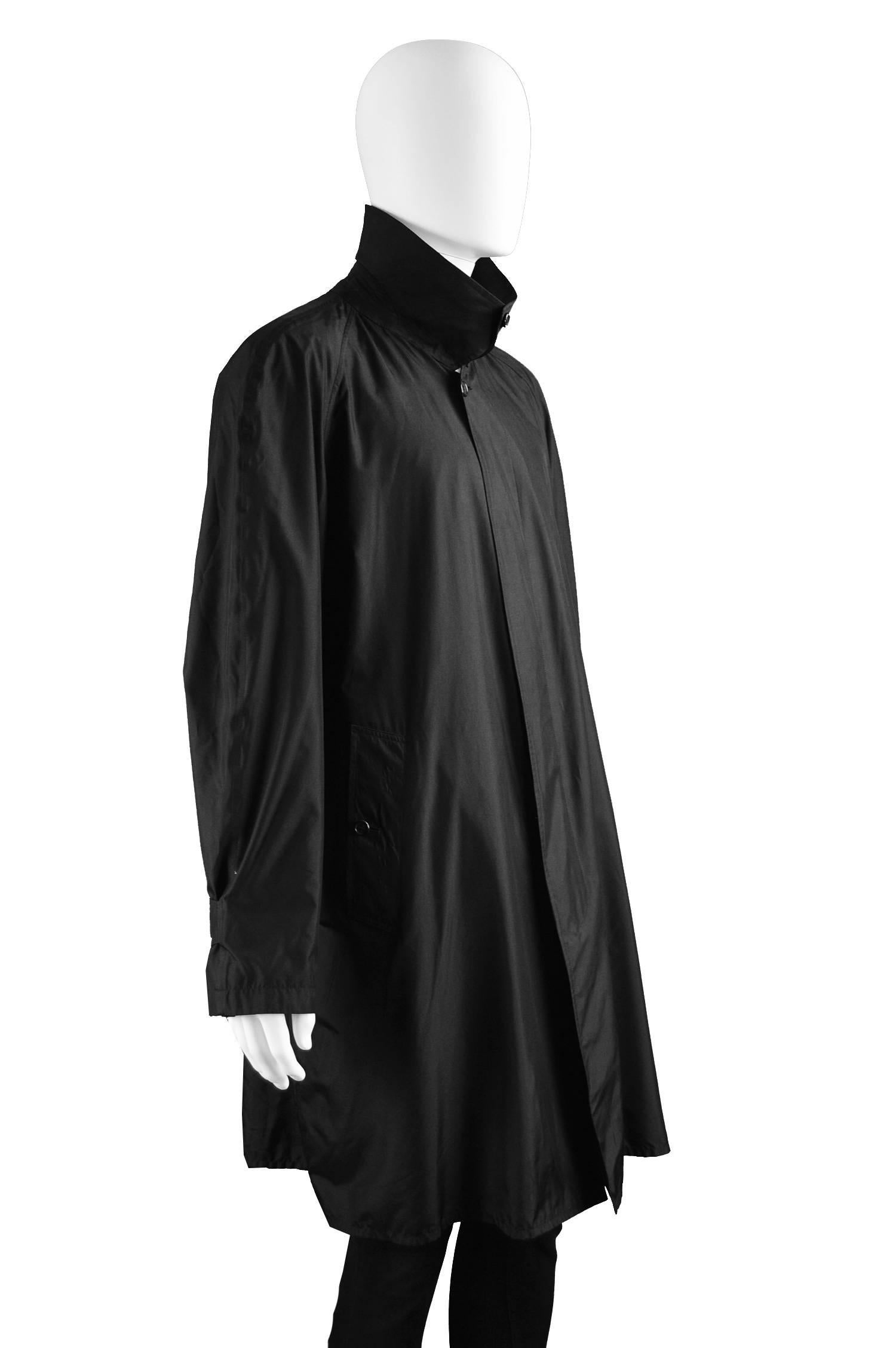 Burberry Men's Black Parachute Silk Vintage Wind Coat, 1980s In Excellent Condition In Doncaster, South Yorkshire