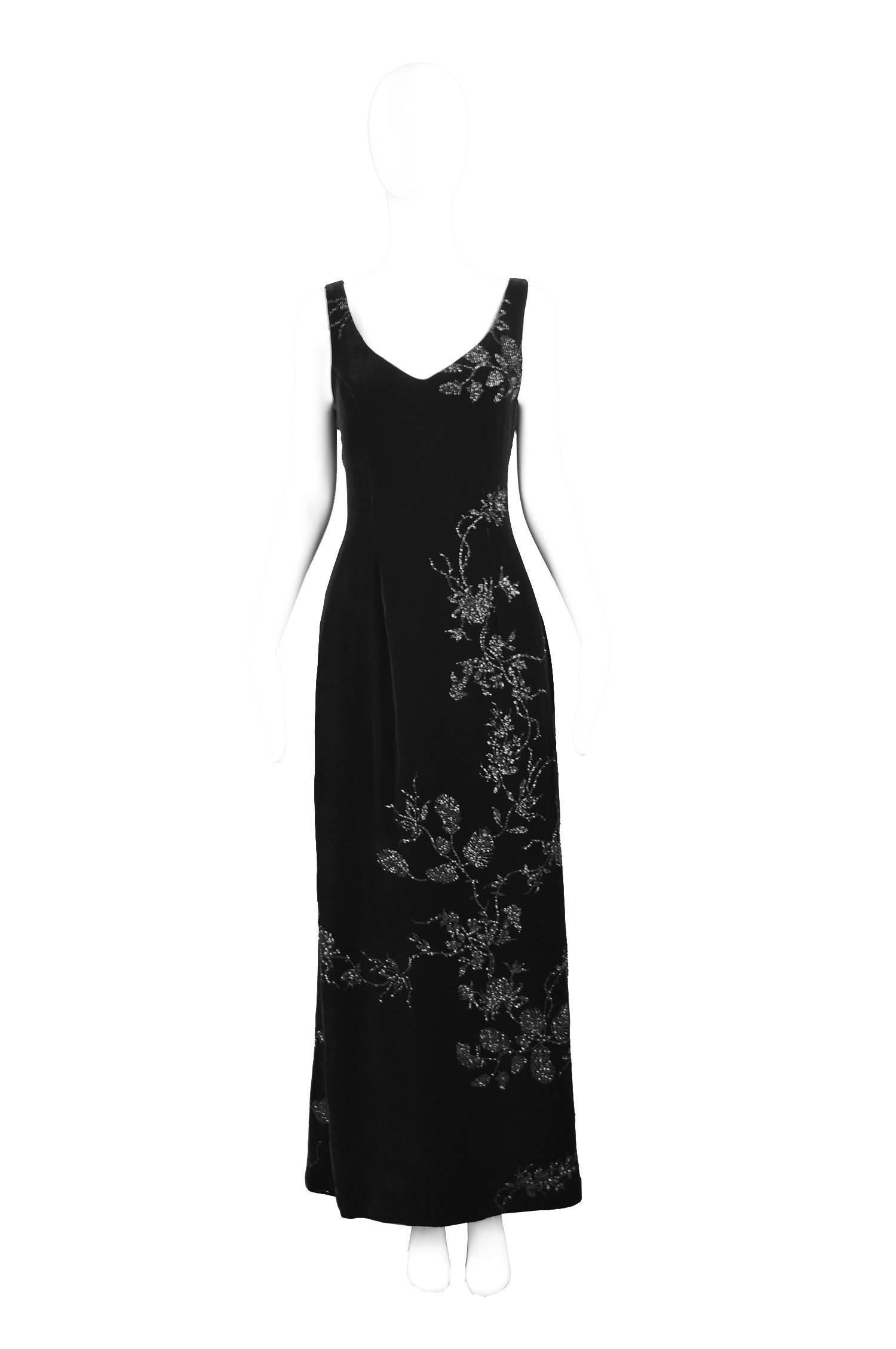 English Eccentrics by Helen David Glamorous Black Velvet Evening Gown ...