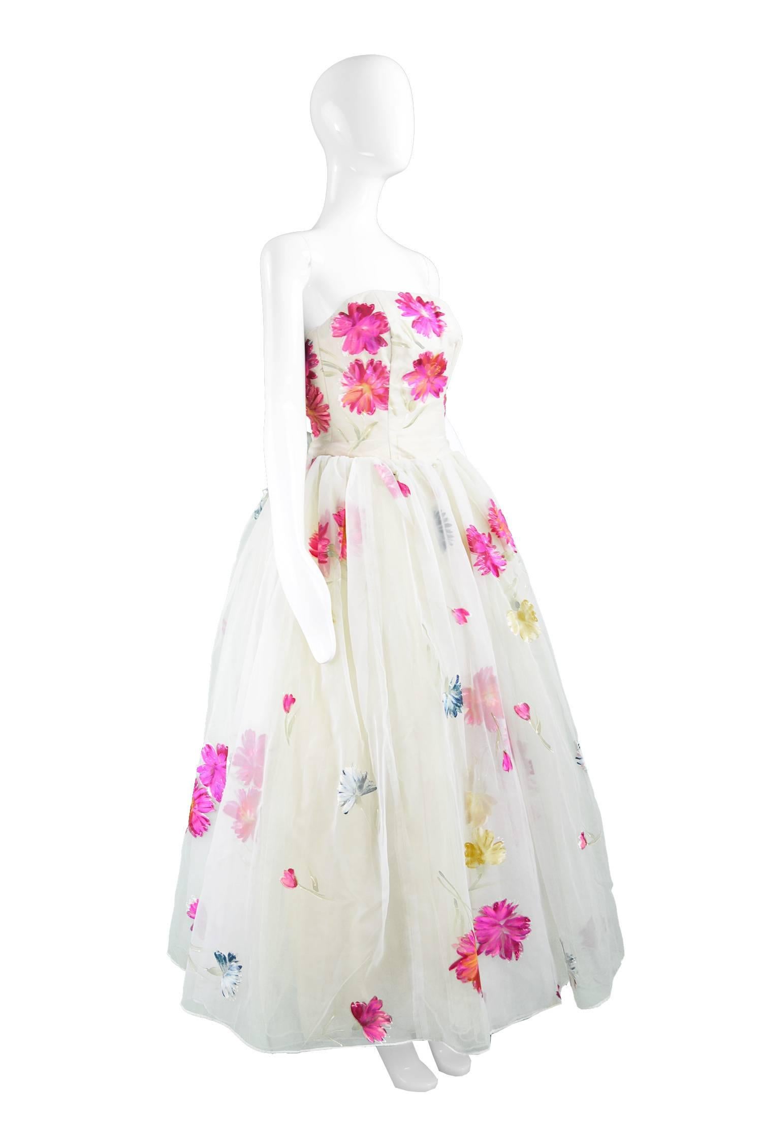 Incredible Vintage 1950s Hand Painted Organza Ball Gown with Four Underskirts In Excellent Condition In Doncaster, South Yorkshire