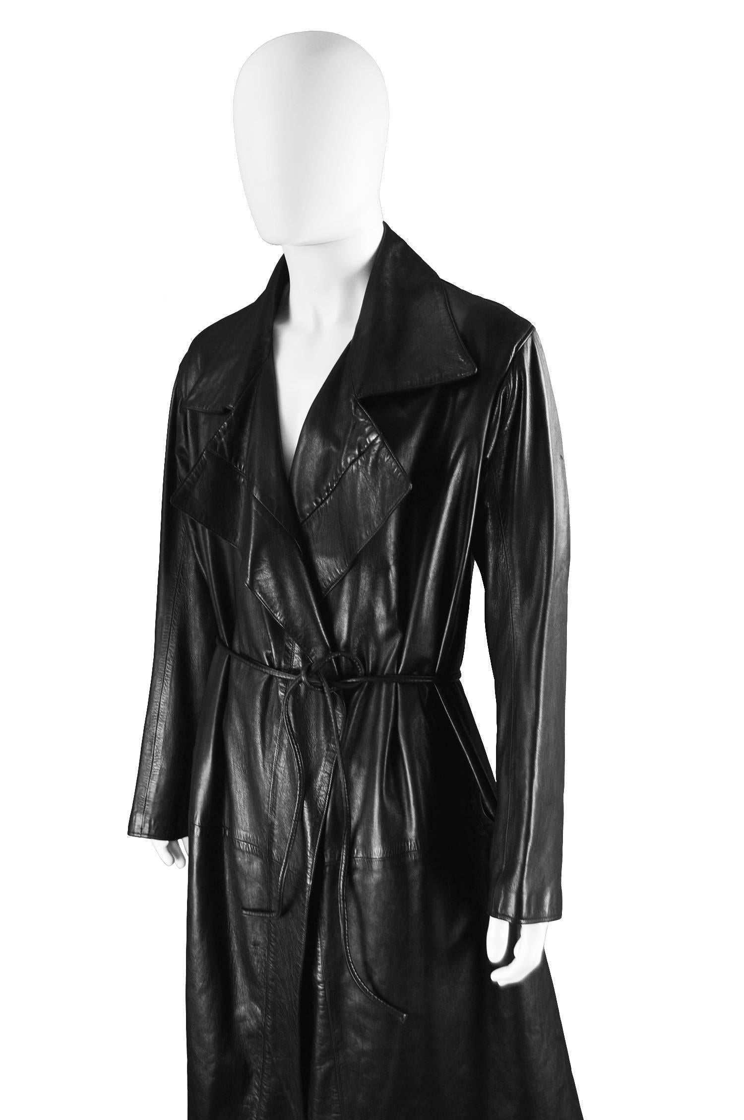 Gianni Versace Men's Black Leather Long Maxi Trench Coat, F/W 1998 In Excellent Condition In Doncaster, South Yorkshire