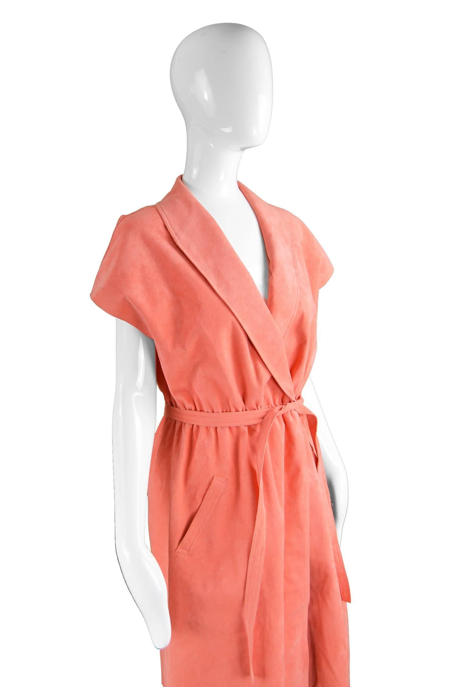 Halston Vintage Ultrasuede Coral Peach Cap Sleeve Dress, 1970s  In Excellent Condition In Doncaster, South Yorkshire