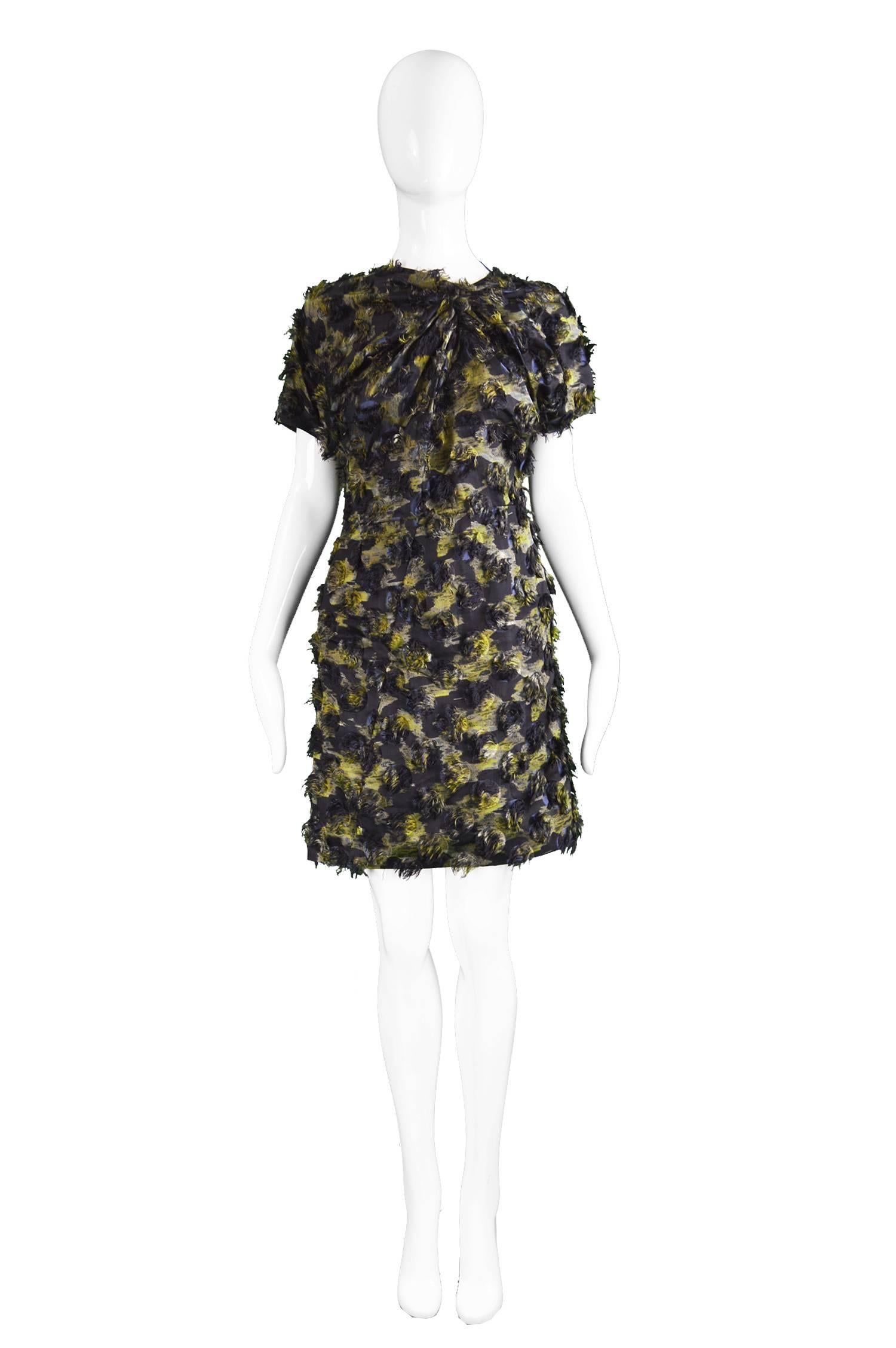 Marni Fuzzy Textured Gathered Silk Short Sleeve Party Dress, A/W 2010

Please Click +CONTINUE READING to see measurements, description and condition.

Size: Marked 38 which is roughly a UK 10-12/ US 6-8. Please check measurements.
Bust - Up to 40” /