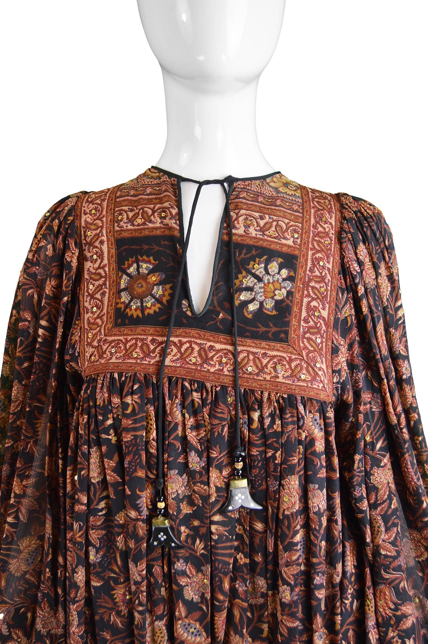 Jean Varon & Ritu Kumar Indian Silk Vintage Balloon Sleeve Dress, 1970s In Excellent Condition For Sale In Doncaster, South Yorkshire