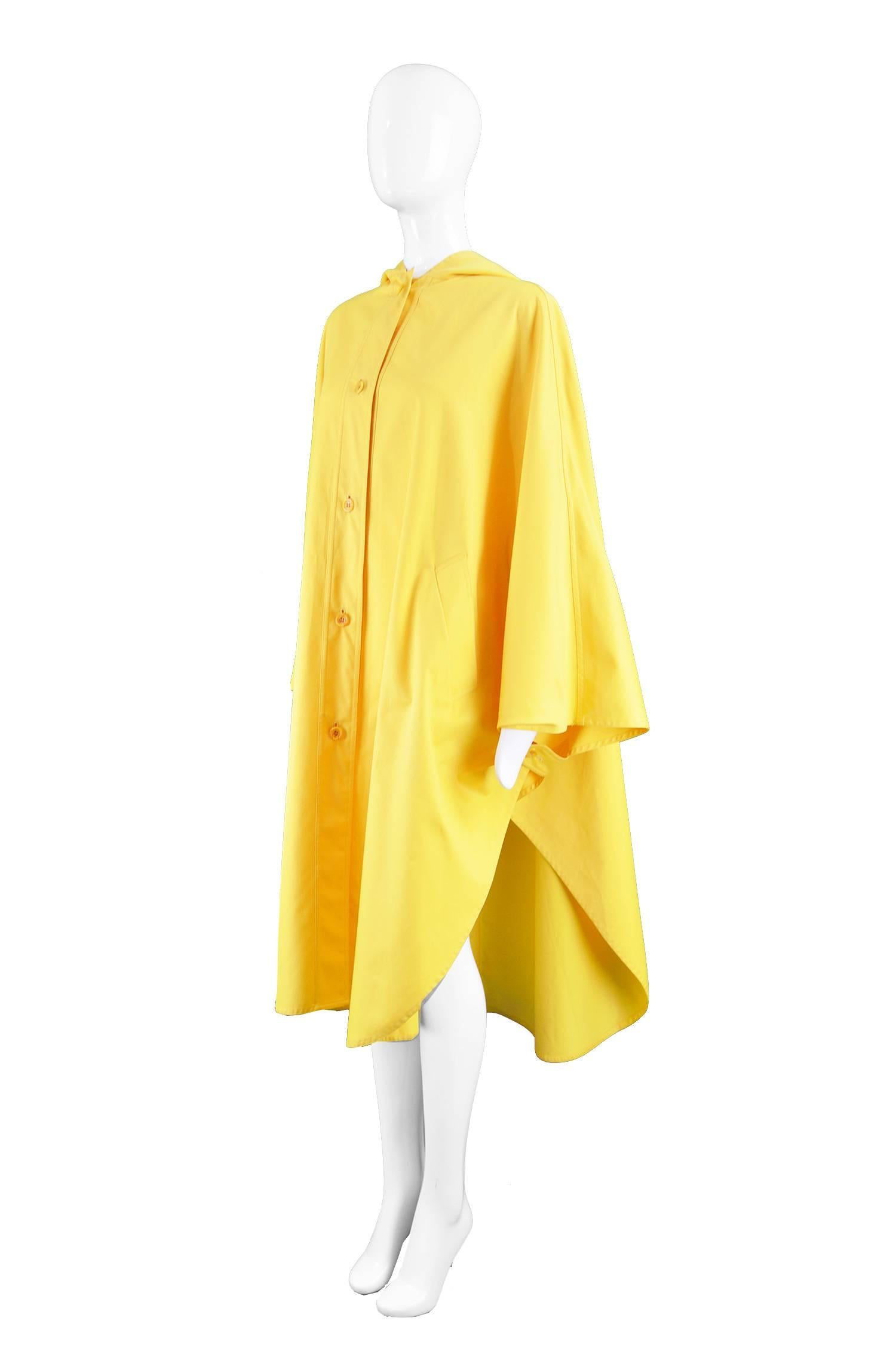Aquascutum Vintage Mustard Yellow Hooded Trench Cape Coat, 1980s  In Good Condition In Doncaster, South Yorkshire