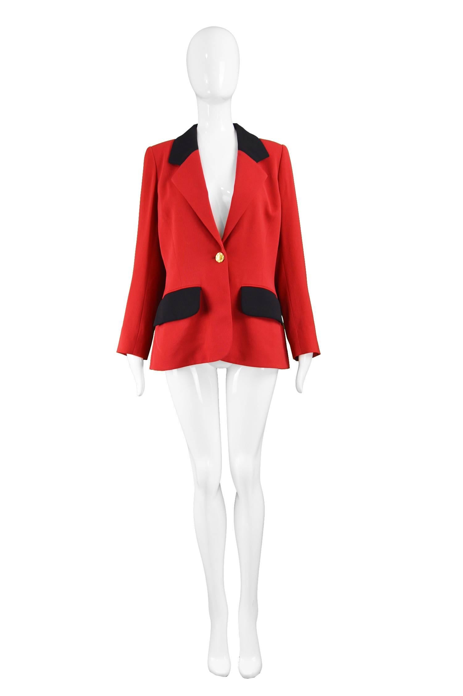 Celine Vintage Red & Black Pure Wool Blazer Jacket, 1980s 

Size: Marked 42 which is roughly a UK 14/ US 10 but would also suit a UK 16/ US 12 due to the roomier bust. Please check measurements.  
Bust - 42” / 106cm (allow a couple of inches