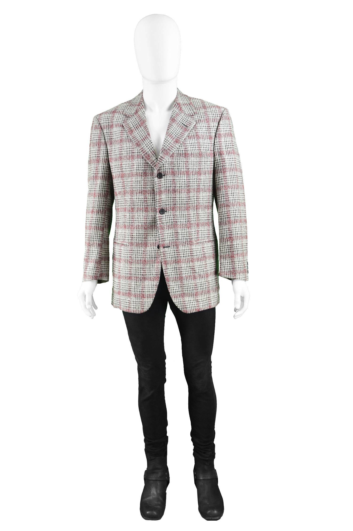Versace Classic V2 Vintage Mens Black, White & Red Wool Checked Sport Coat, 1990s

An excellent vintage men's blazer from the 90s by legendary Italian fashion designer, Gianni Versace for the Classic V2 line, which was a men's line designed by