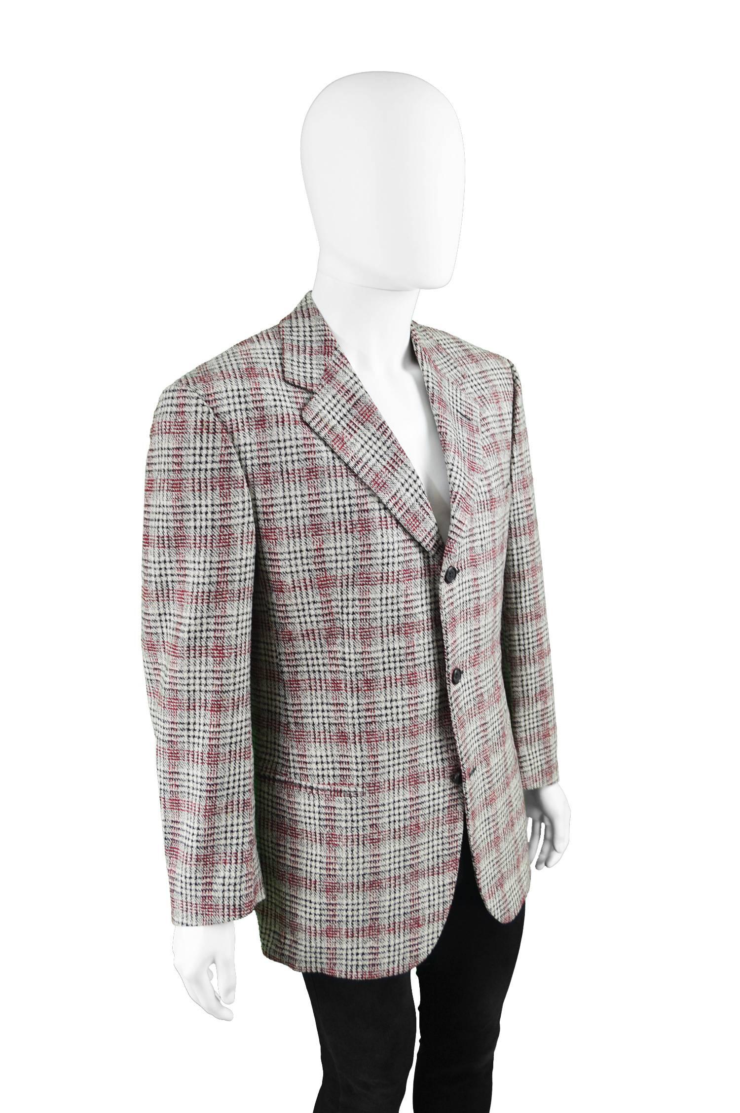Versace Classic V2 Vintage Mens Black, White & Red Wool Plaid Blazer, 1990s In Excellent Condition In Doncaster, South Yorkshire