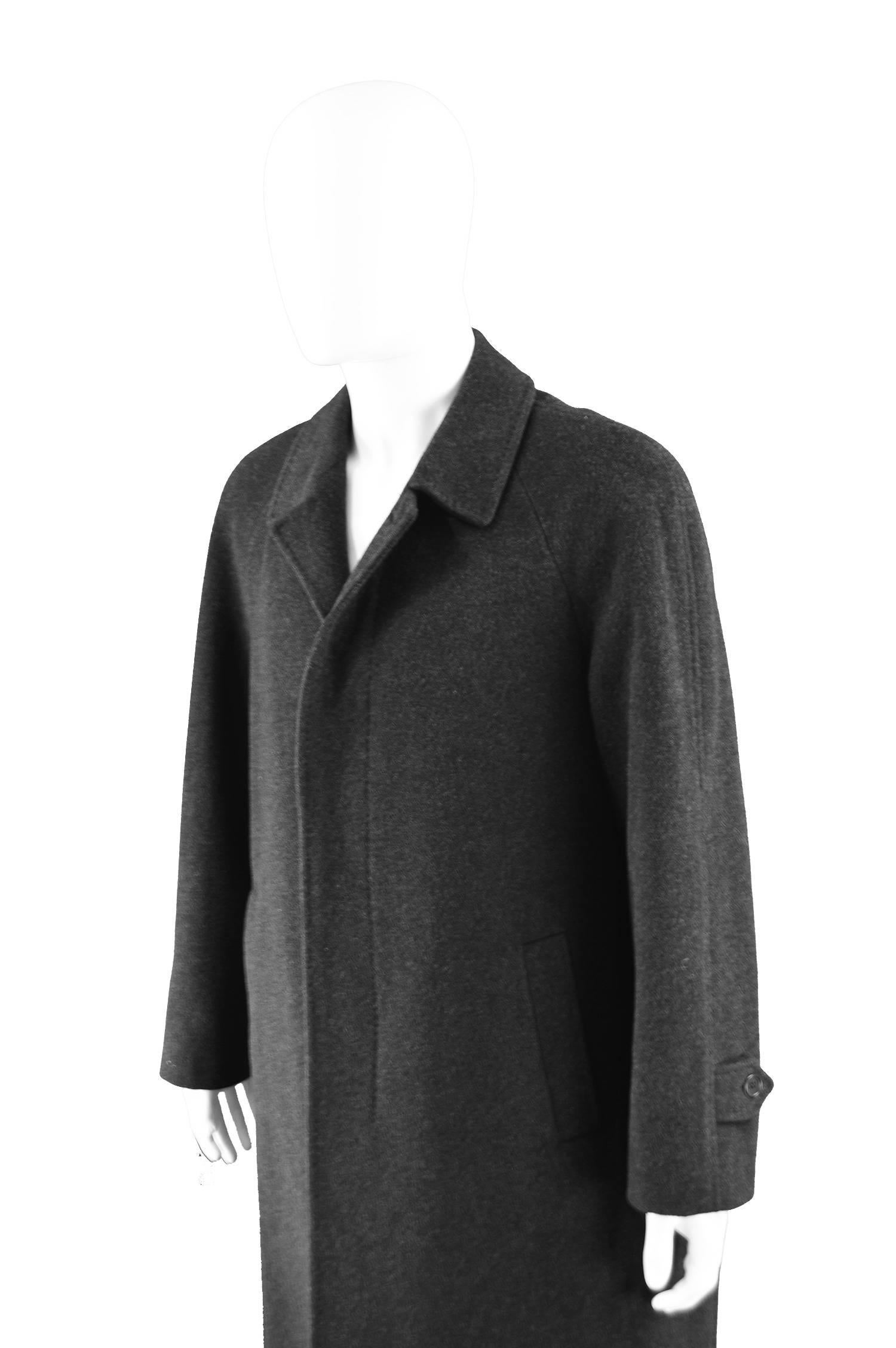 Jacques Heim Vintage Men's Cashmere & Wool Raglan Sleeve Overcoat, 1980s In Excellent Condition In Doncaster, South Yorkshire