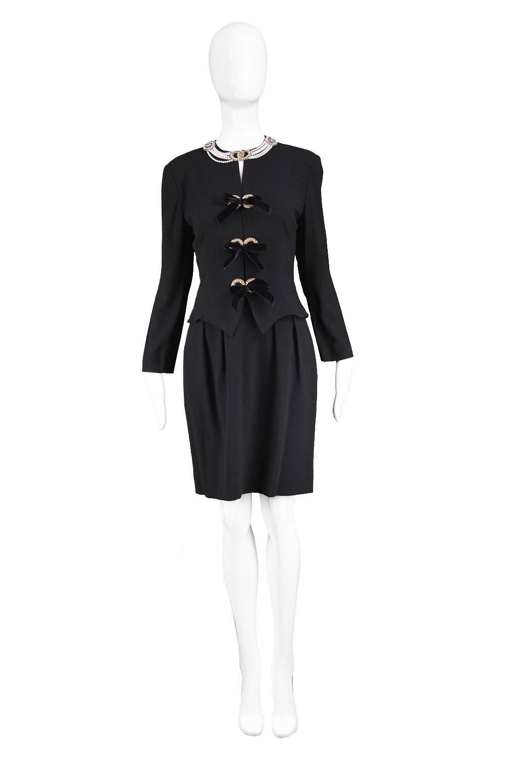 Bellville Sassoon Lorcan Mullany Vintage Wool Crepe Necklace Detail Dress, 1980s

Estimated Size: UK 10/ US 6/ EU 38. Please check measurements.  
Bust - 34” / 86cm
Waist - 28” / 71cm
Hips - 36” / 91cm
Length (Shoulder to Hem) -36” / 91cm 
Shoulder