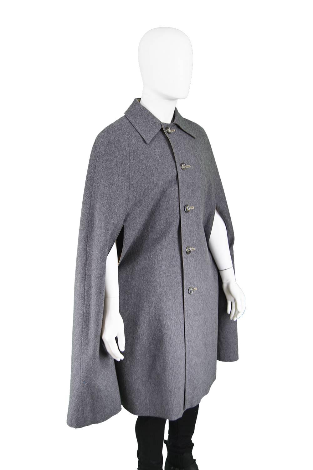 Vintage Men's Reversible Cotton Gabardine & Gray Wool Trench Cape Coat, 1980s For Sale 1