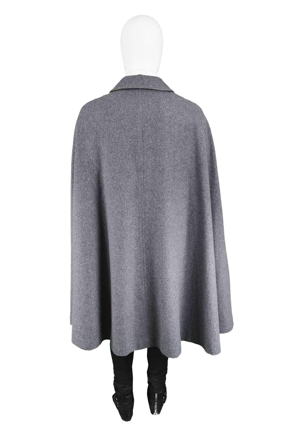 Vintage Men's Reversible Cotton Gabardine & Gray Wool Trench Cape Coat, 1980s For Sale 2