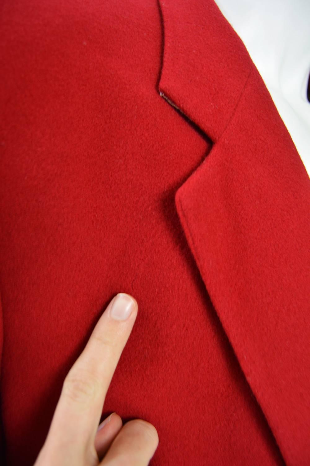Yves Saint Laurent Men's Vintage Dark Red Wool & Cashmere Blazer, 1980s For Sale 2