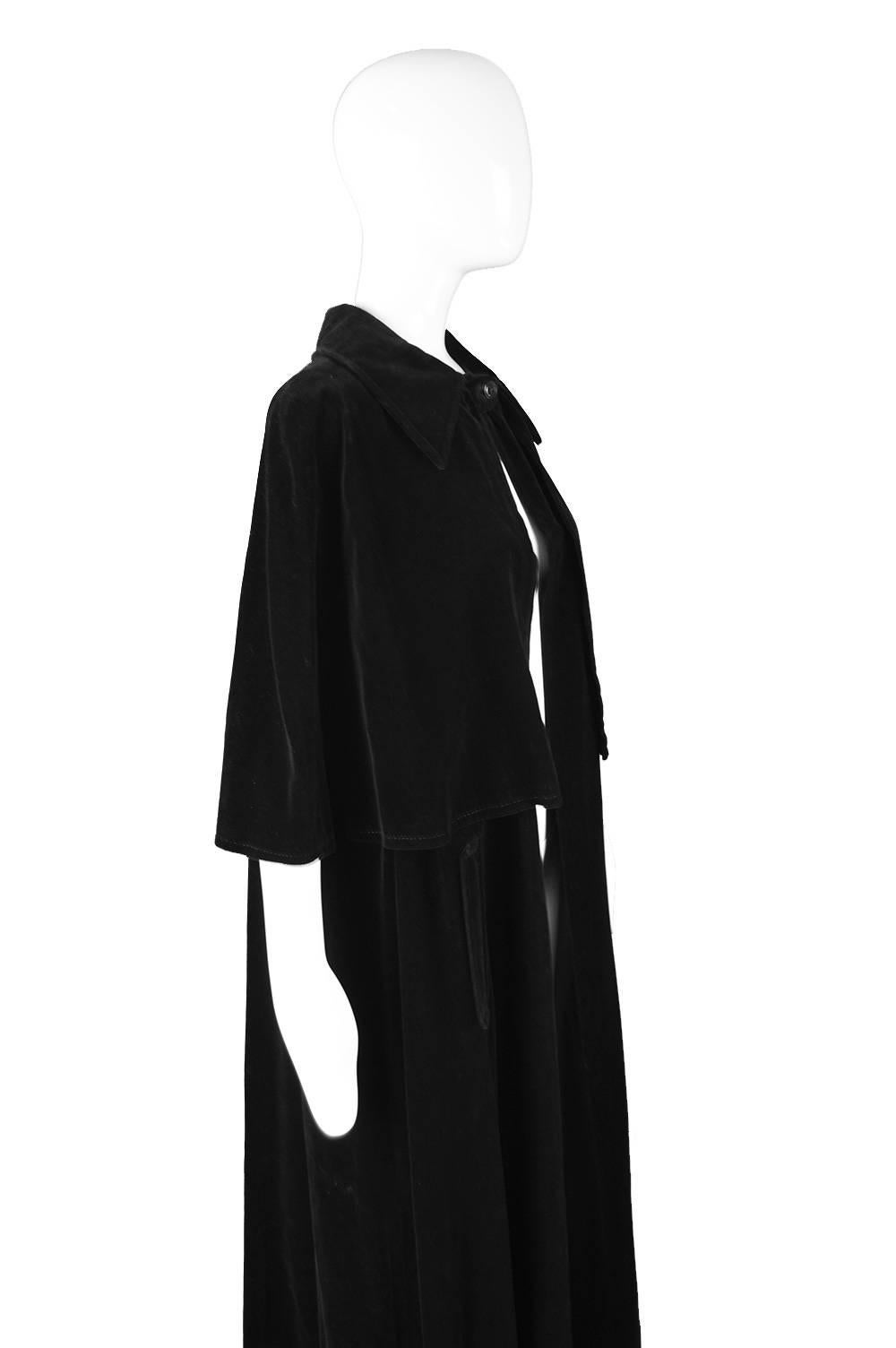 Louis Feraud Full Length Black Velvet Cape Cloak, 1960s 1