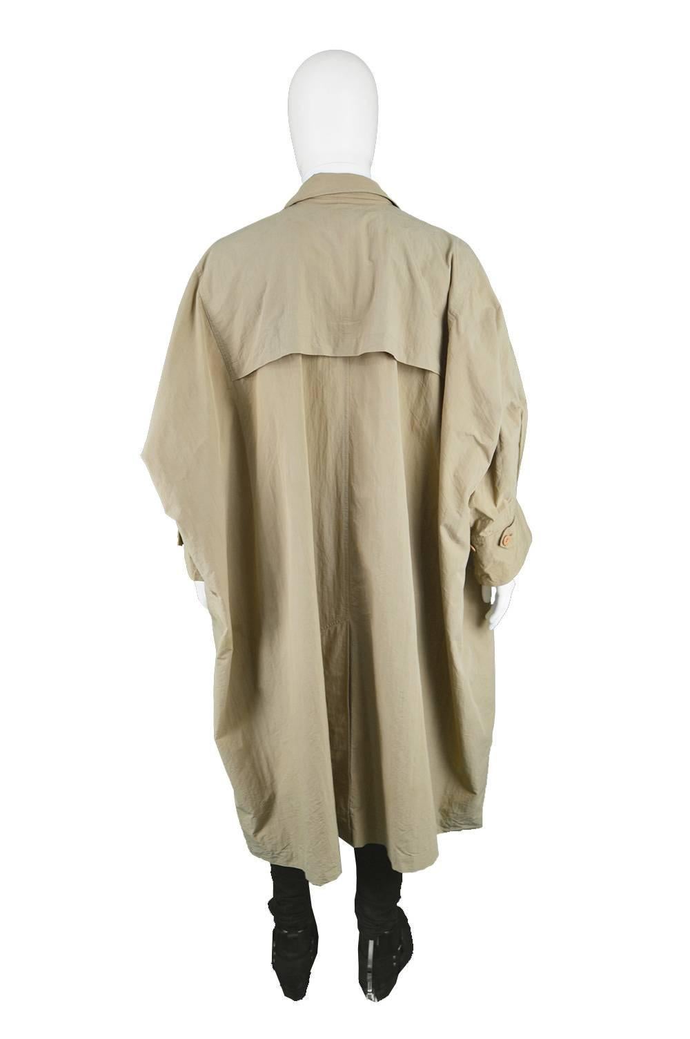 Issey Miyake Men's Rare Vintage Oversized Khaki Lightweight Windcoat, 1980s For Sale 1